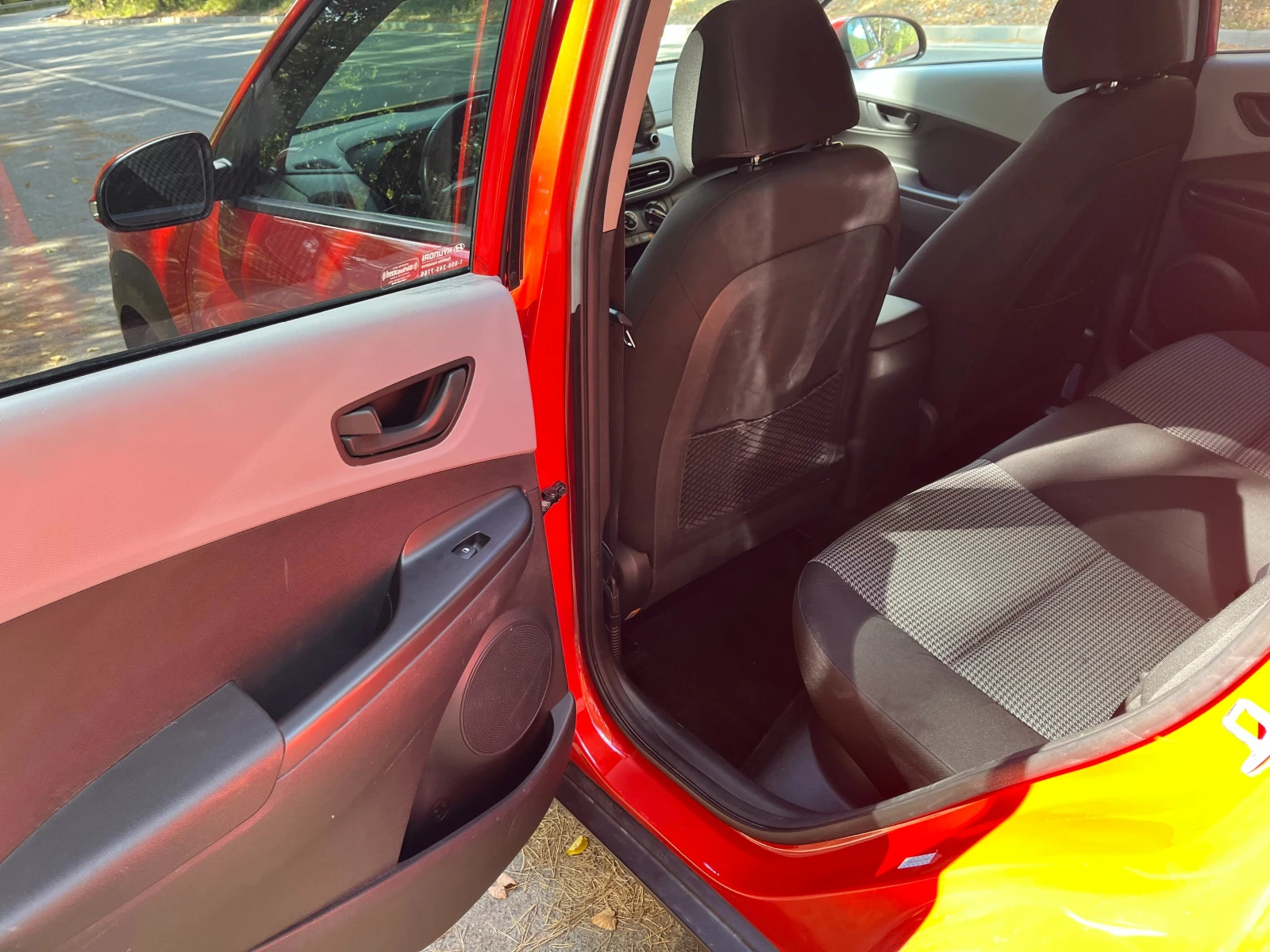 Hyundai Kona 4WD, снимка 10 - Автомобили и джипове - 55855297