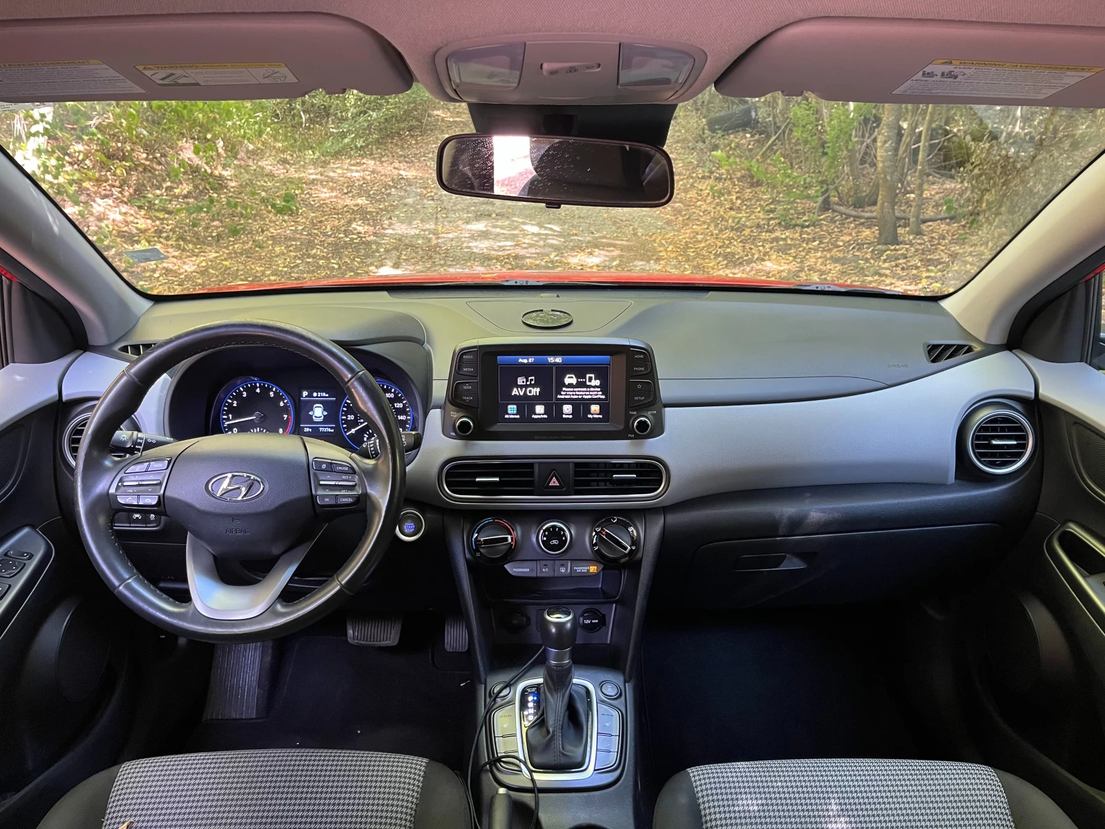 Hyundai Kona 4WD, снимка 12 - Автомобили и джипове - 55855297