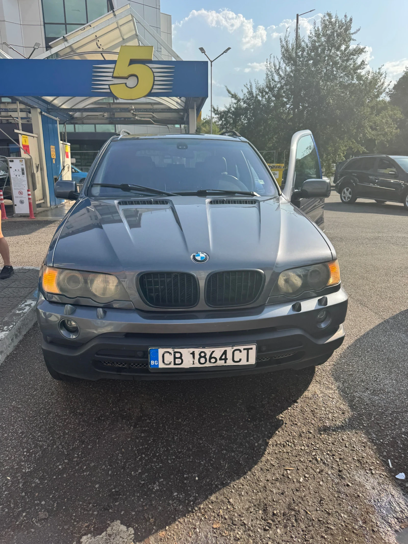 BMW X5, снимка 5 - Автомобили и джипове - 55890023
