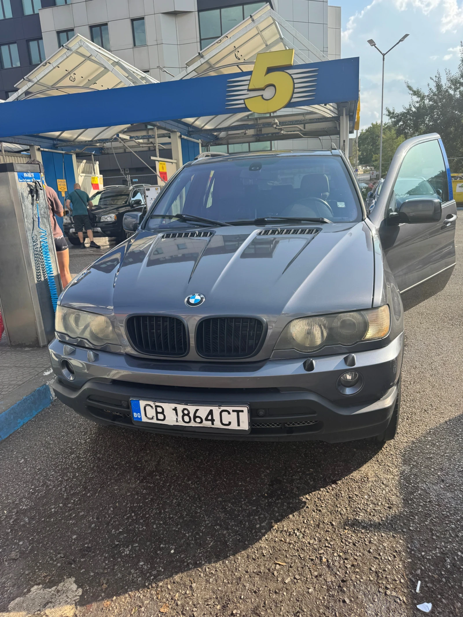 BMW X5, снимка 4 - Автомобили и джипове - 55890023