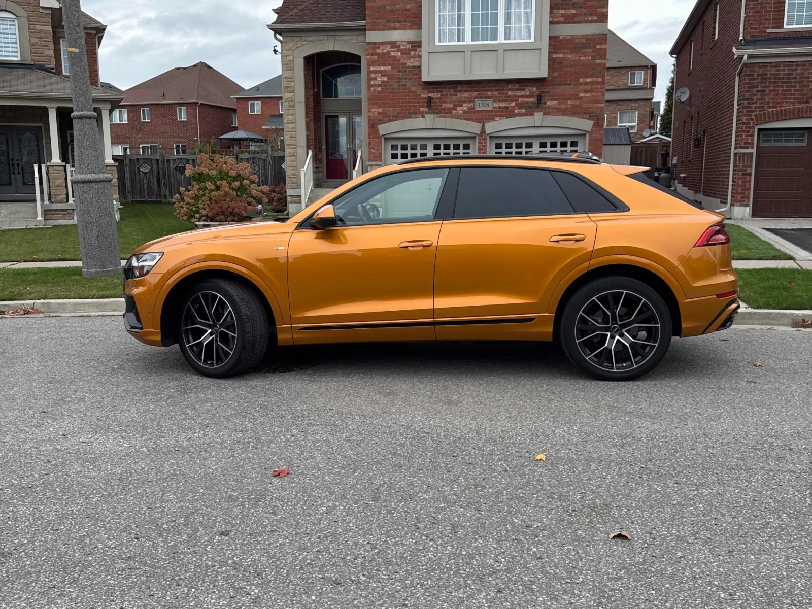 Audi Q8 Progressiv , Карфакс , Лизинг, снимка 2 - Автомобили и джипове - 56547227