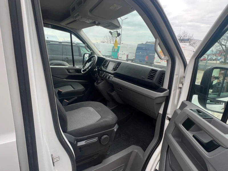 VW Crafter 2.0TDI 5+ 1/3, 50м/NAVI/EURO6, снимка 13 - Бусове и автобуси - 53119125
