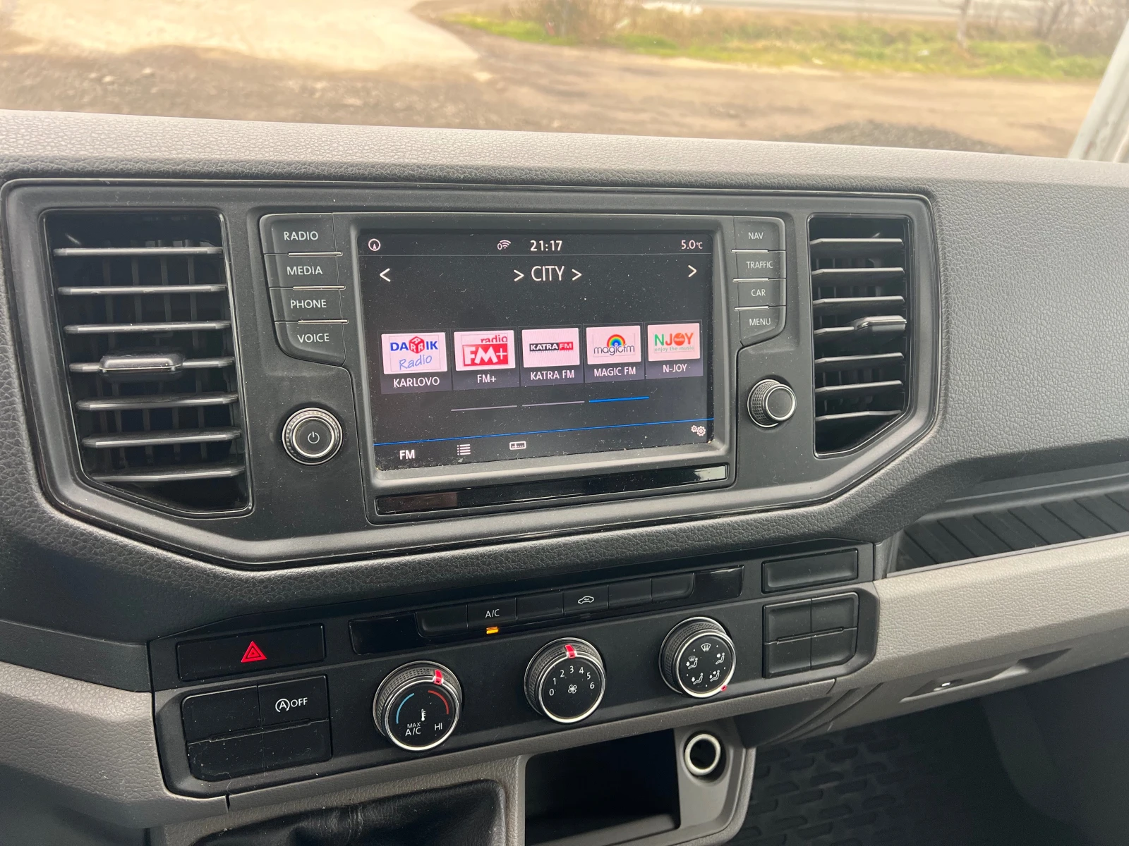 VW Crafter 2.0TDI 5+ 1/3, 50�/NAVI/EURO6 | Mobile.bg � ����������� 15