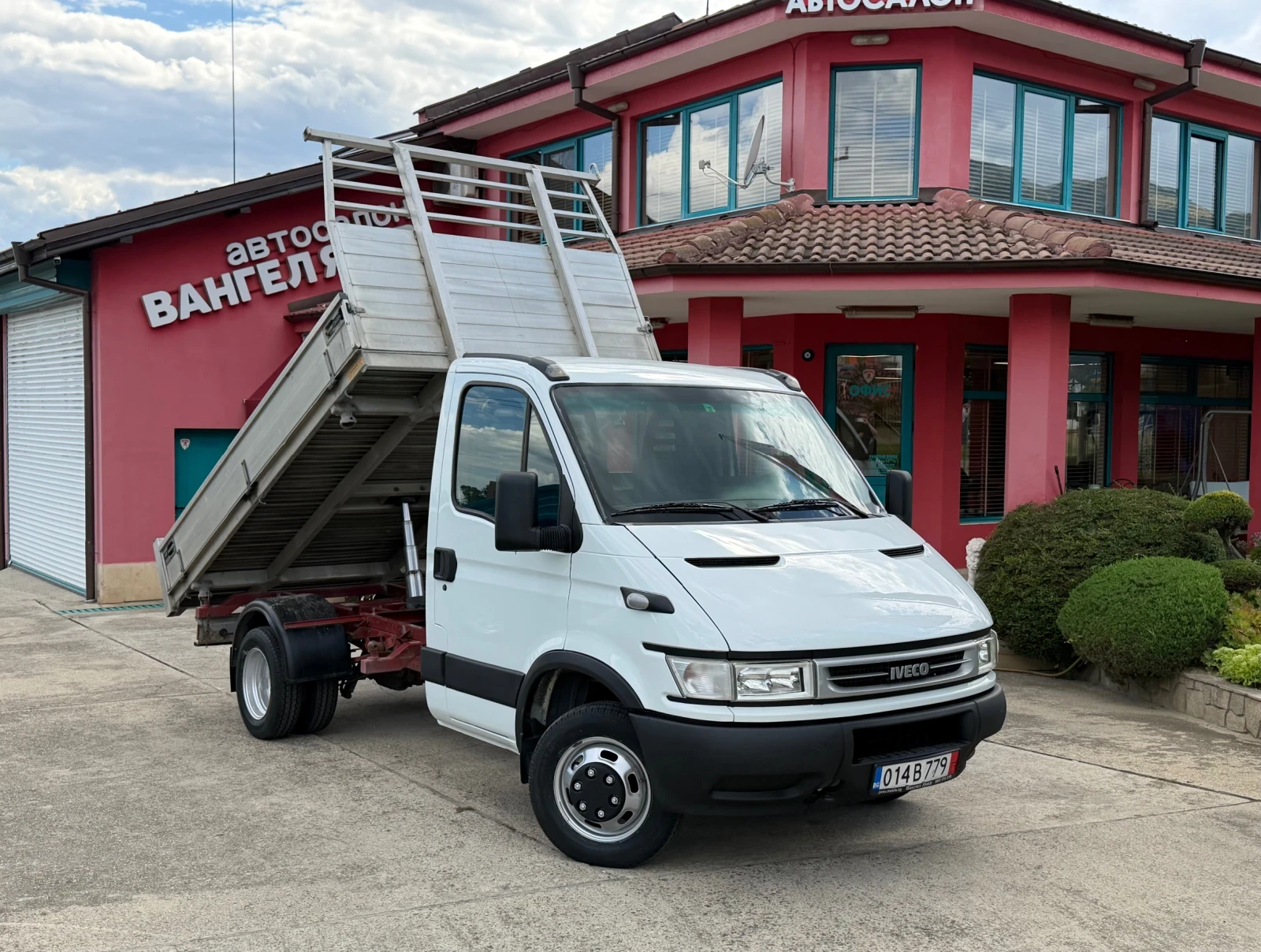 Iveco Daily 3.0HPT* 35C14* Тристранен самосвал* 3.20 метра кош, снимка 17 - Бусове и автобуси - 55189905