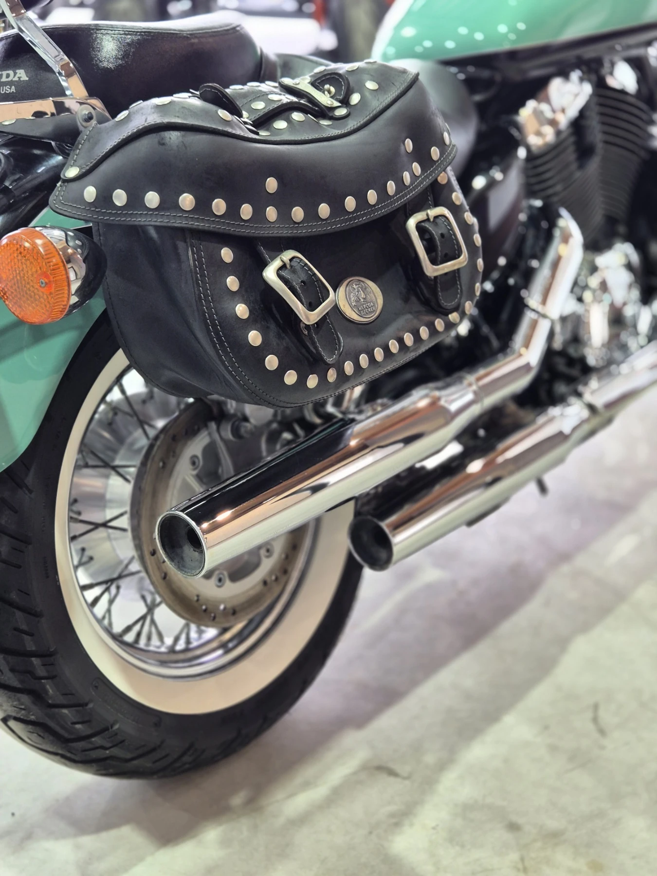 Honda Shadow VT1100 C2 Категория А2!!! Нов внос от ШВЕЙЦАРИЯ!, снимка 15 - Мотоциклети и мототехника - 54195245