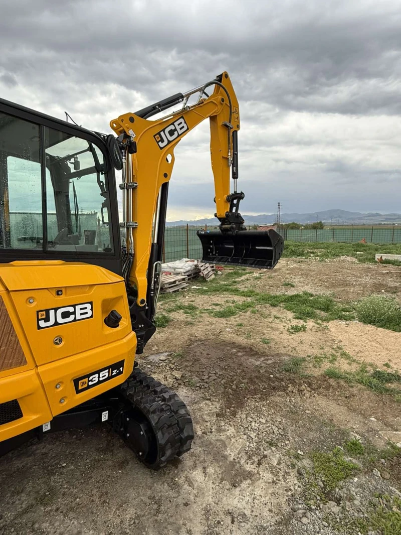Багер JCB 35Z-1, снимка 6 - Индустриална техника - 51590039