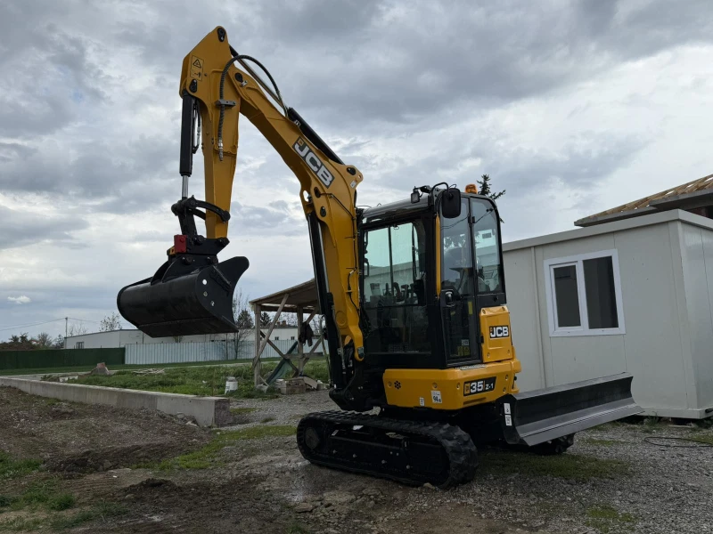 Багер JCB 35Z-1, снимка 8 - Индустриална техника - 51590039