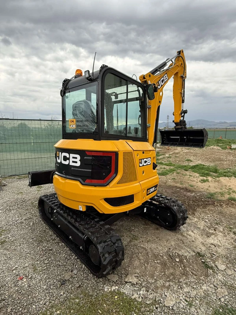 Багер JCB 35Z-1, снимка 4 - Индустриална техника - 51590039