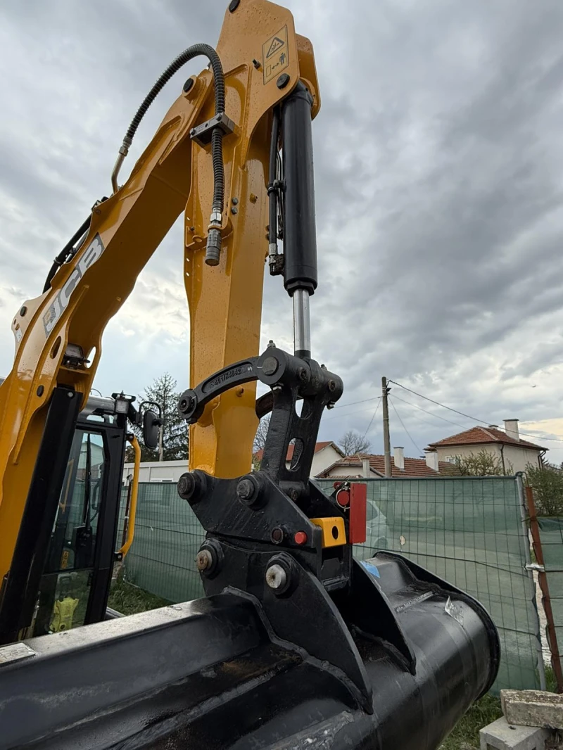 Багер JCB 35Z-1, снимка 7 - Индустриална техника - 51590039