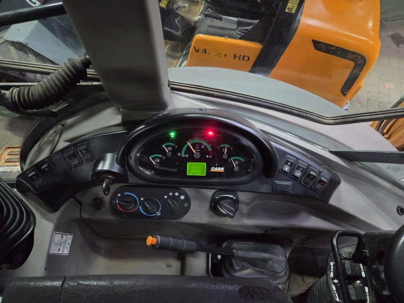 Багер Case 695SR-4PS, снимка 4 - Индустриална техника - 53120157