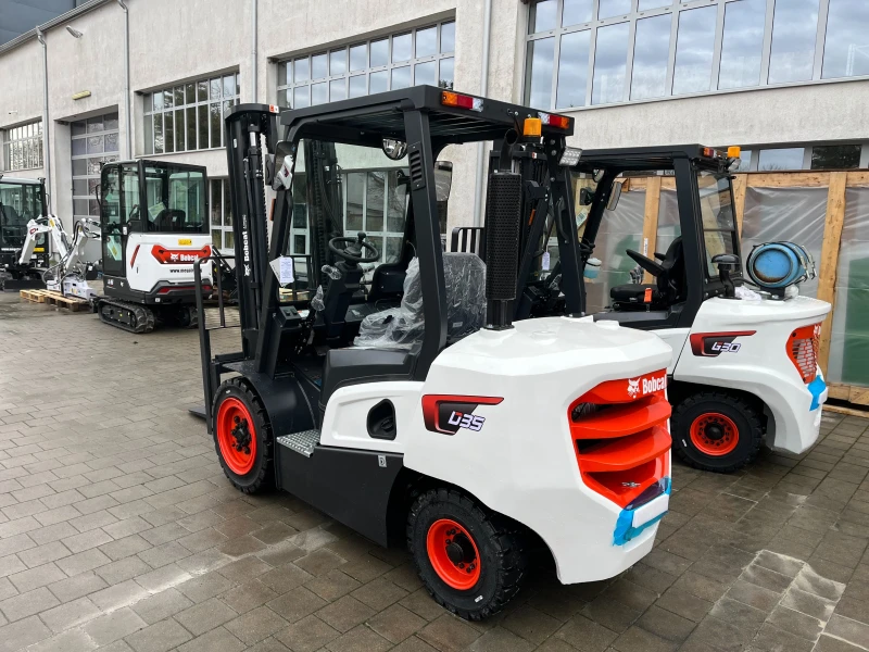 Мотокар Bobcat D35NXP, снимка 3 - Индустриална техника - 53173711