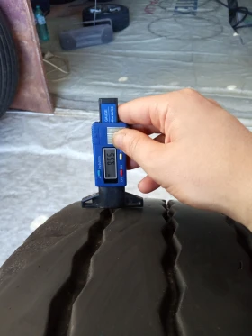 Гуми Всесезонни 265/70R19.5, снимка 4