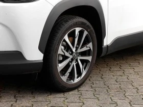 Toyota Corolla Cross 2.0 Hybrid Team D, снимка 5