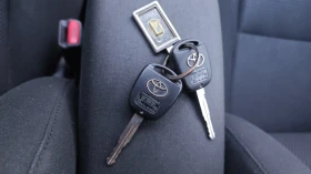 Обява за продажба на Toyota Avensis 1.6I 110  кс ~6 300 лв. - изображение 7