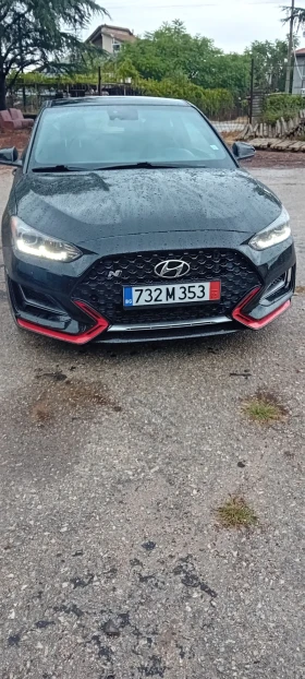     Hyundai Veloster 