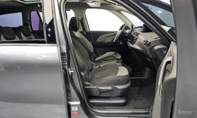 Citroen C4 Picasso - 19500 лв. / 9970.19 € - 52896412 10