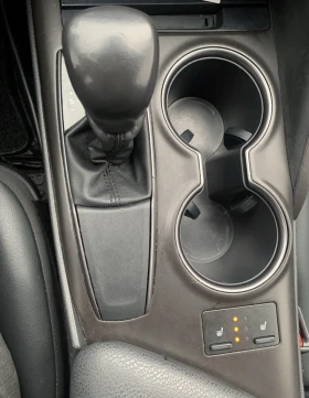 Toyota Camry КАМЕРА * * ПОДГРЕВИ * * КРУИЗ КОНТРОЛ * * ЕЛ САЛОН - 17899 € / 35007.40 лв. - 64856023 9