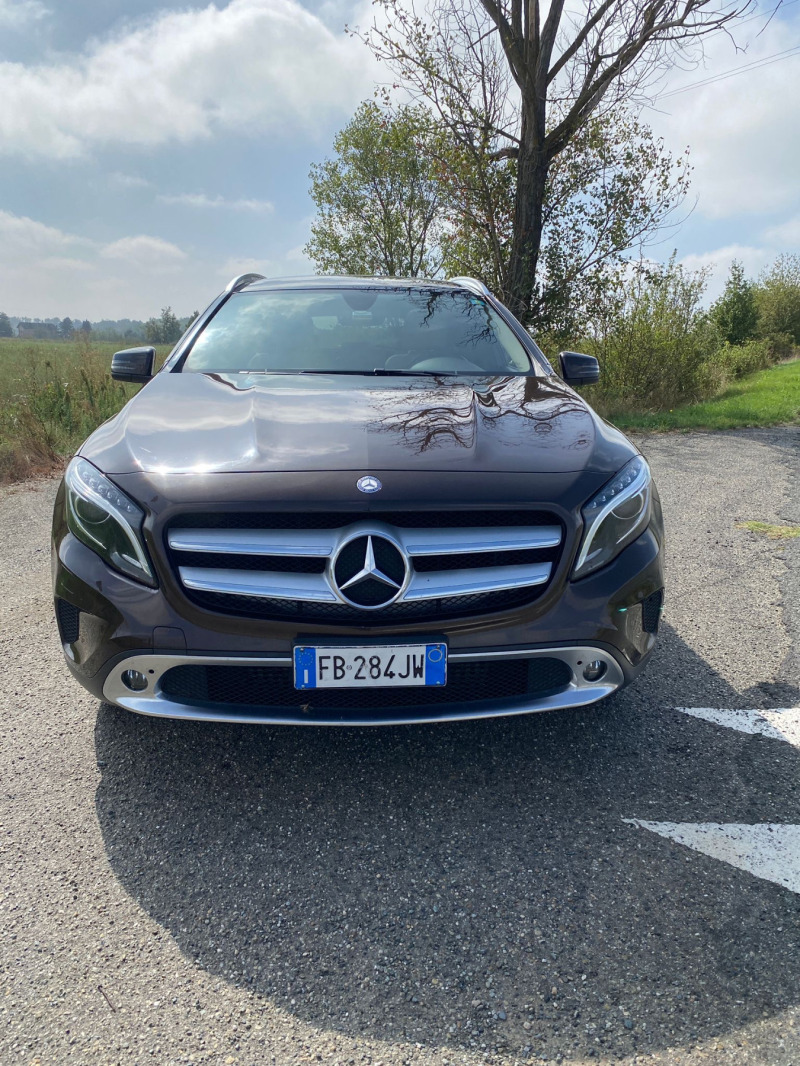 Mercedes-Benz GLA 200 d-4 matic-Panorama-Navi-Кожа-Камера-2016г, снимка 4 - Автомобили и джипове - 42623887