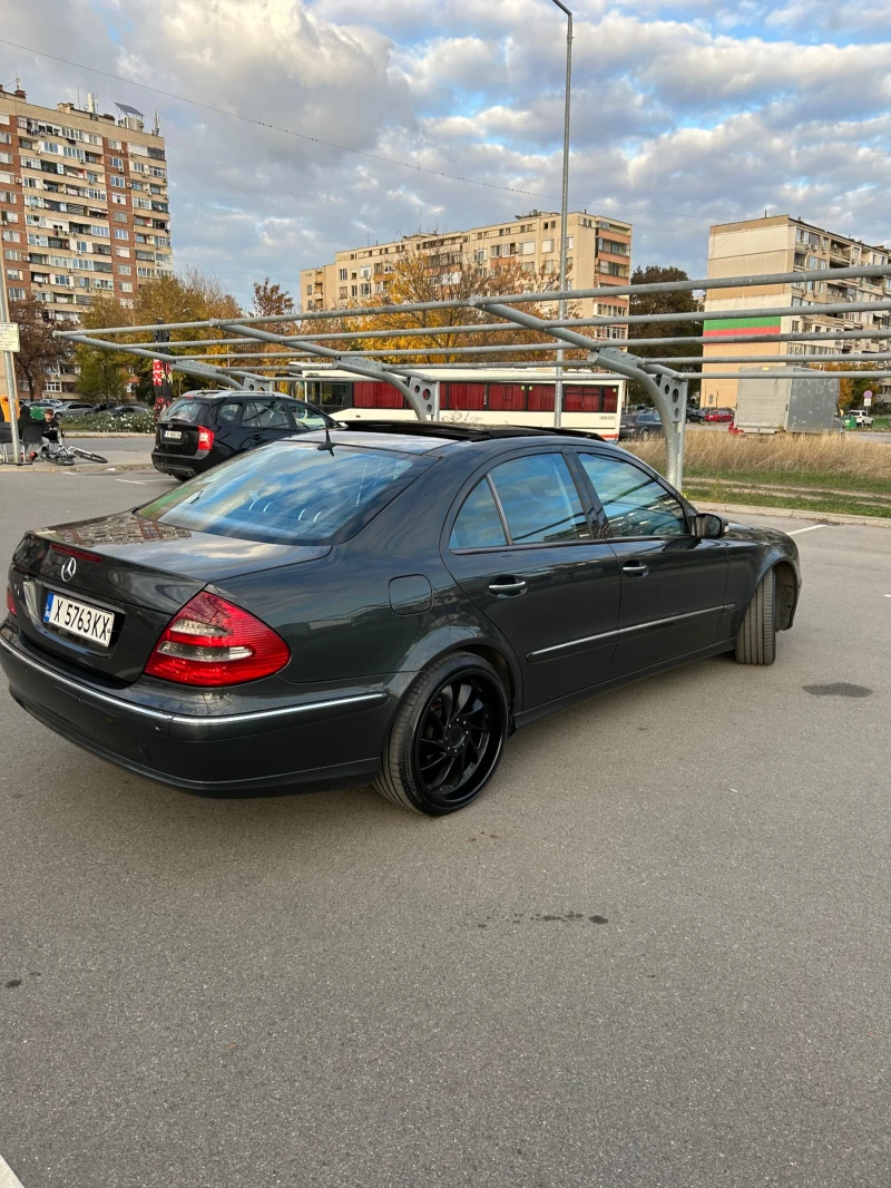 Mercedes-Benz E 320, снимка 6 - Автомобили и джипове - 47778616