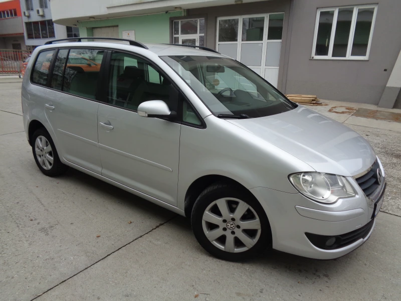 VW Touran 1.9TDI-105-7места-ЛИЗИНГ, снимка 2 - Автомобили и джипове - 48278162