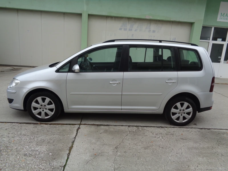 VW Touran 1.9TDI-105-7места-ЛИЗИНГ, снимка 7 - Автомобили и джипове - 48278162