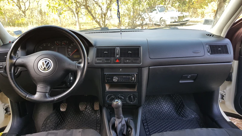 VW Golf IV, снимка 9 - Автомобили и джипове - 48633182