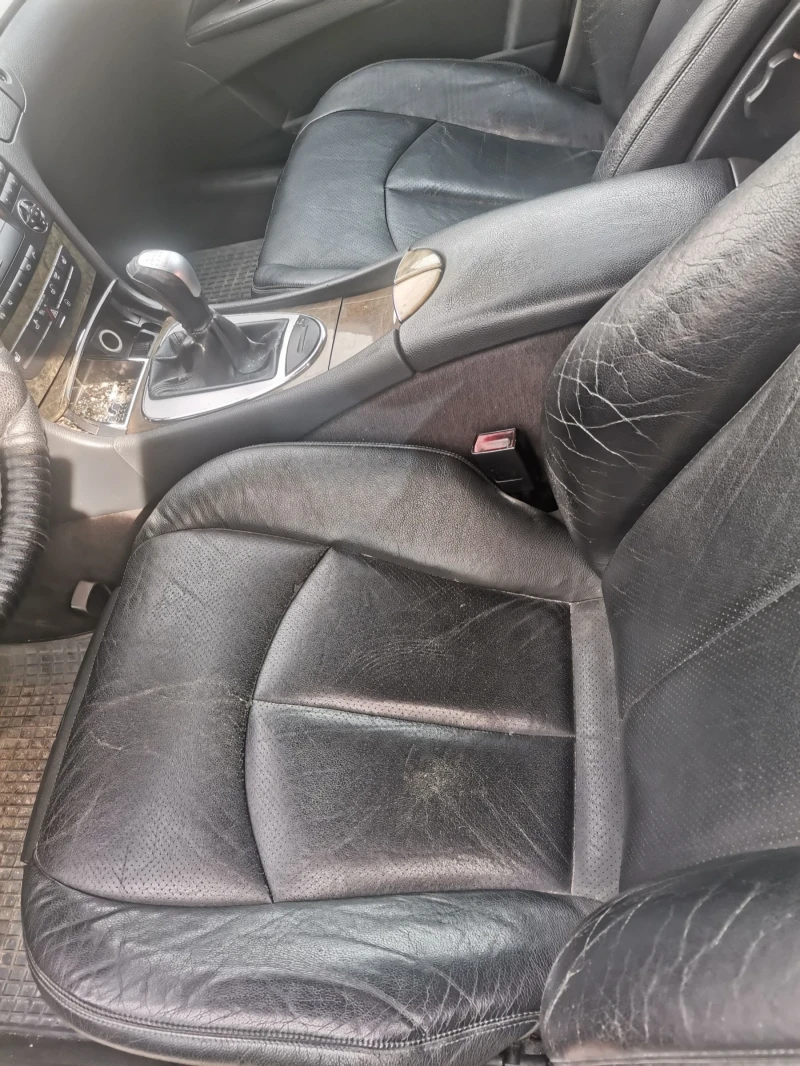 Mercedes-Benz E 270, снимка 4 - Автомобили и джипове - 53009949