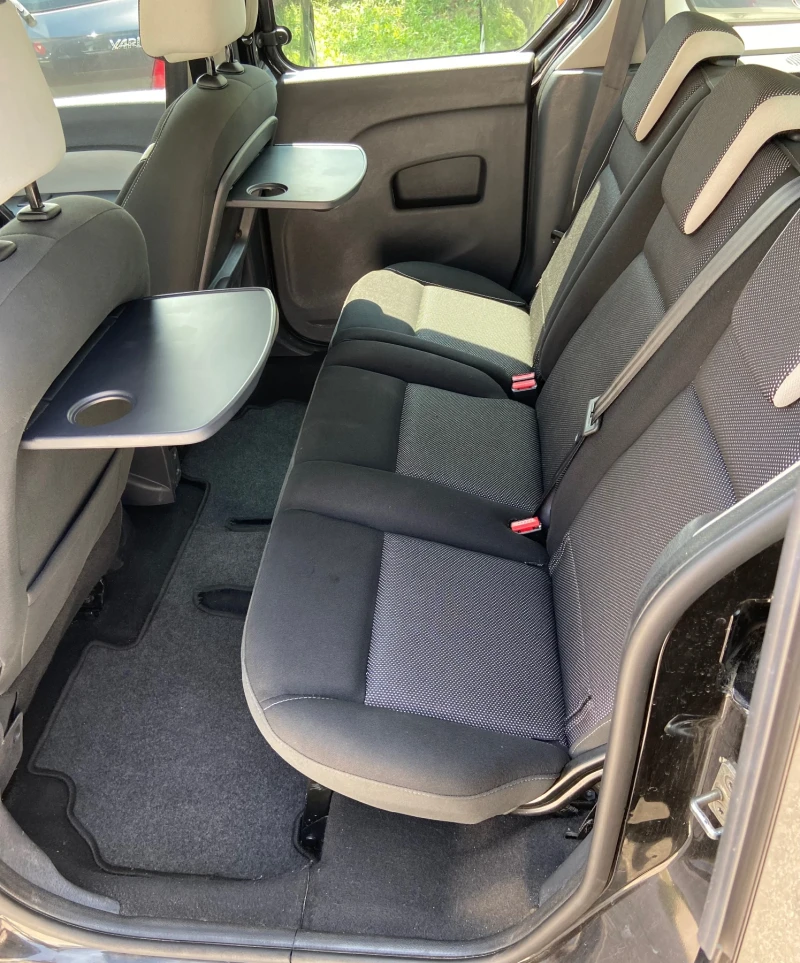 Renault Kangoo, снимка 7 - Автомобили и джипове - 52824525