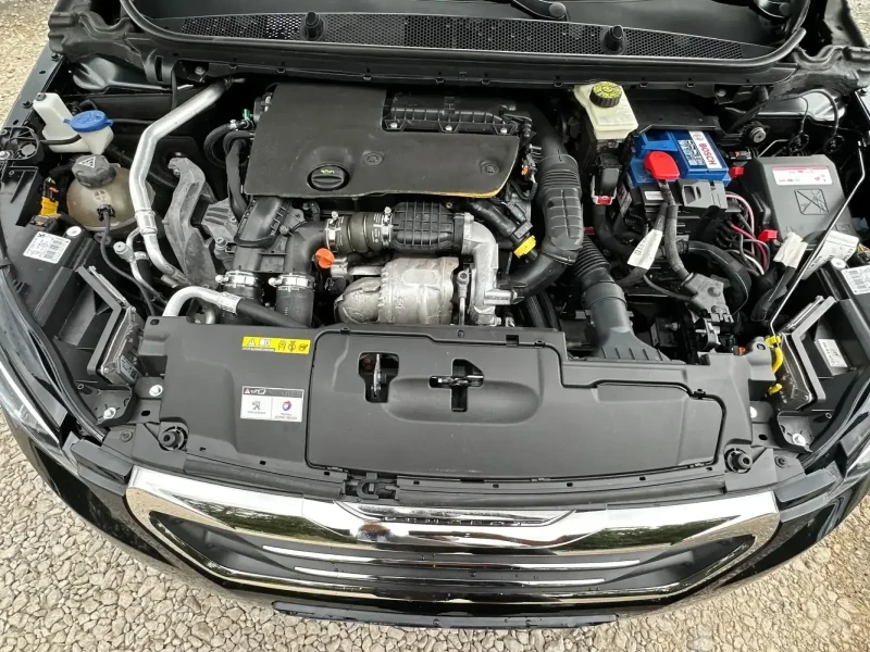 Peugeot 308 1.6HDI* ALLURE* FULL* TOP* 139860KM, снимка 16 - Автомобили и джипове - 51210752