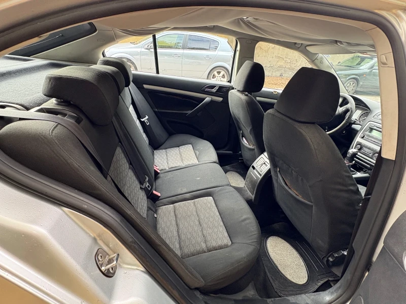 Skoda Octavia 1.9 TDi, снимка 9 - Автомобили и джипове - 52156991