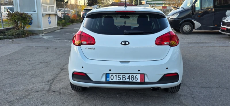 Kia Ceed 1.4i 100k.c EURO 5B UNIKAT ITALIA , снимка 5 - Автомобили и джипове - 52428743