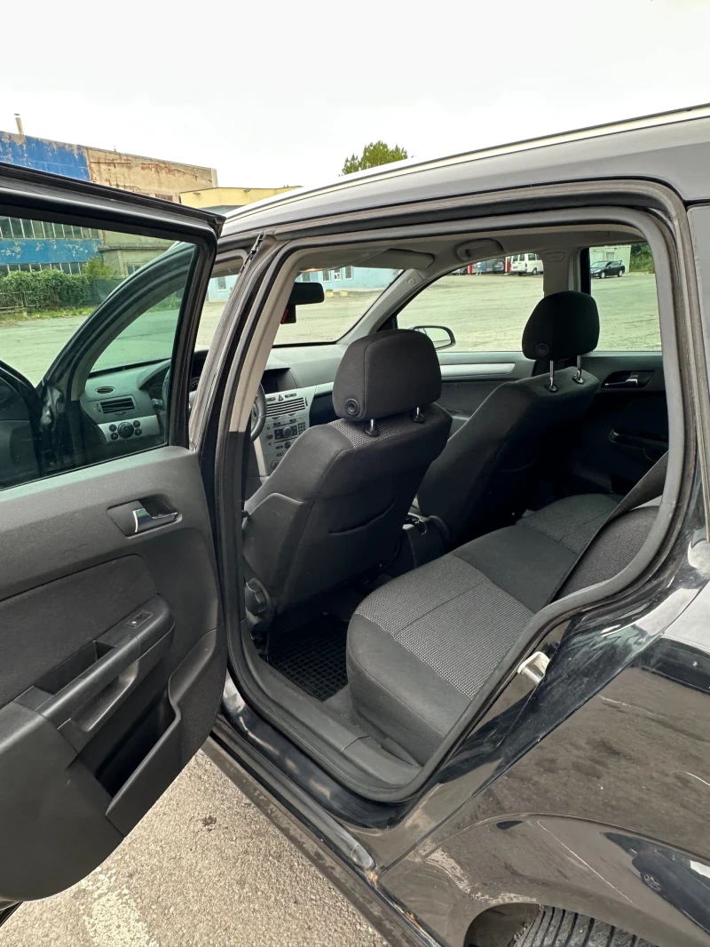 Opel Astra, снимка 9 - Автомобили и джипове - 52848448