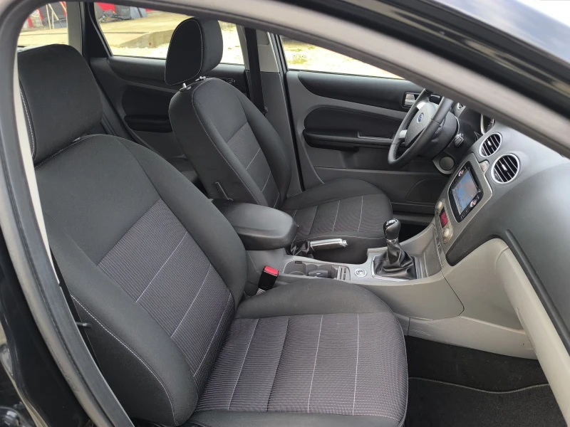 Ford Focus 1.6TDCI TITANIUM, снимка 10 - Автомобили и джипове - 52916147