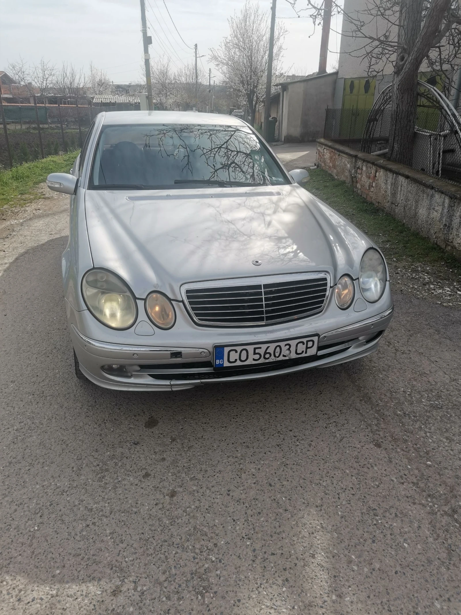 Mercedes-Benz E 270, снимка 1