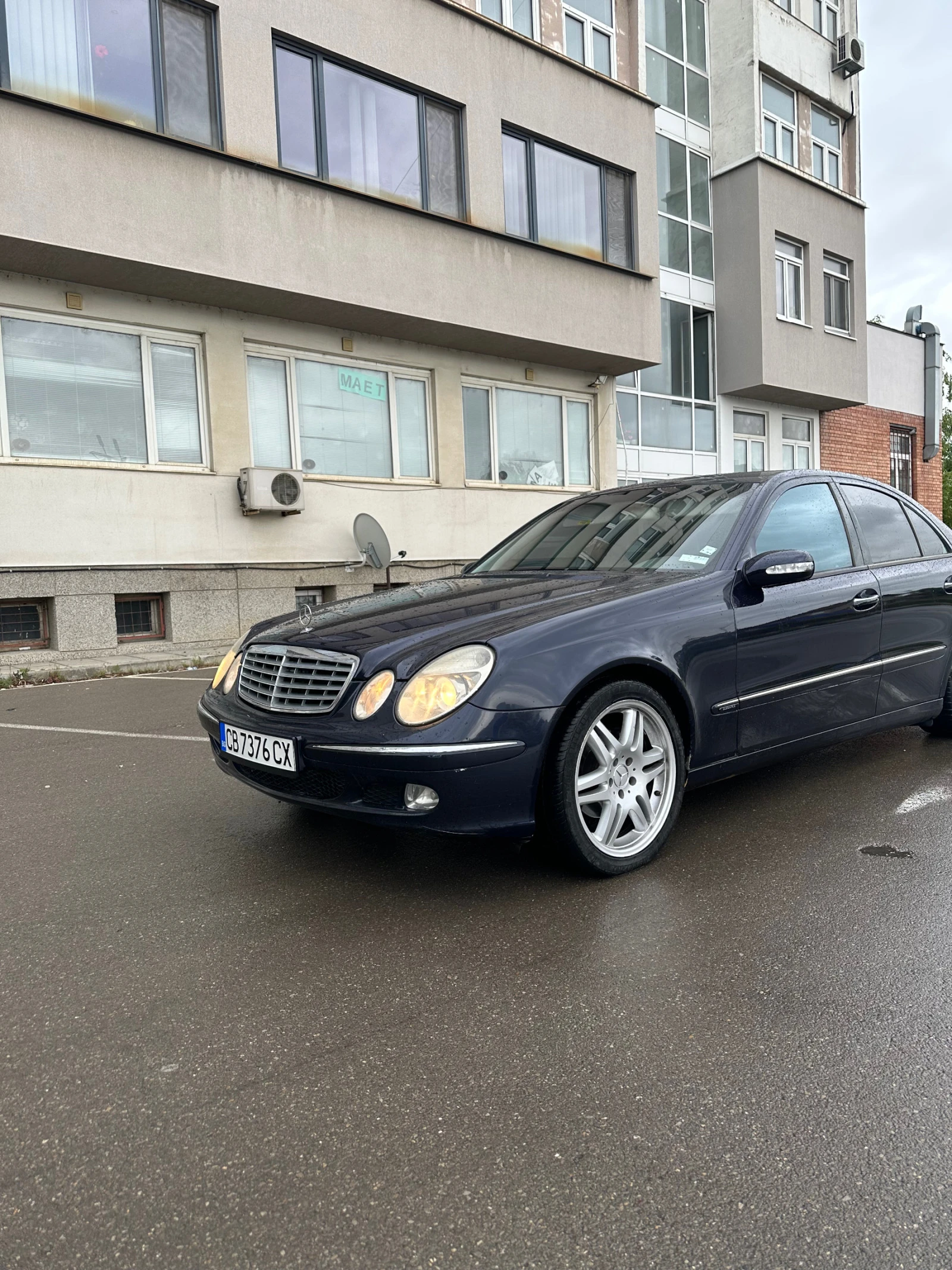 Mercedes-Benz E 220  - изображение 7