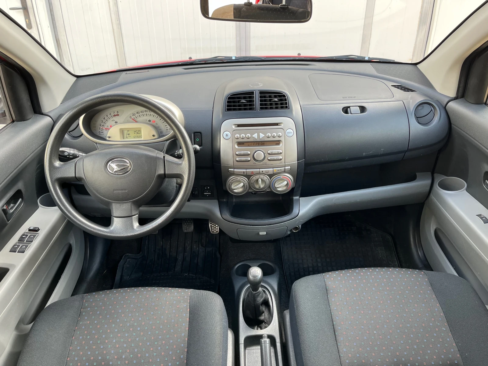 Daihatsu Sirion  - изображение 10