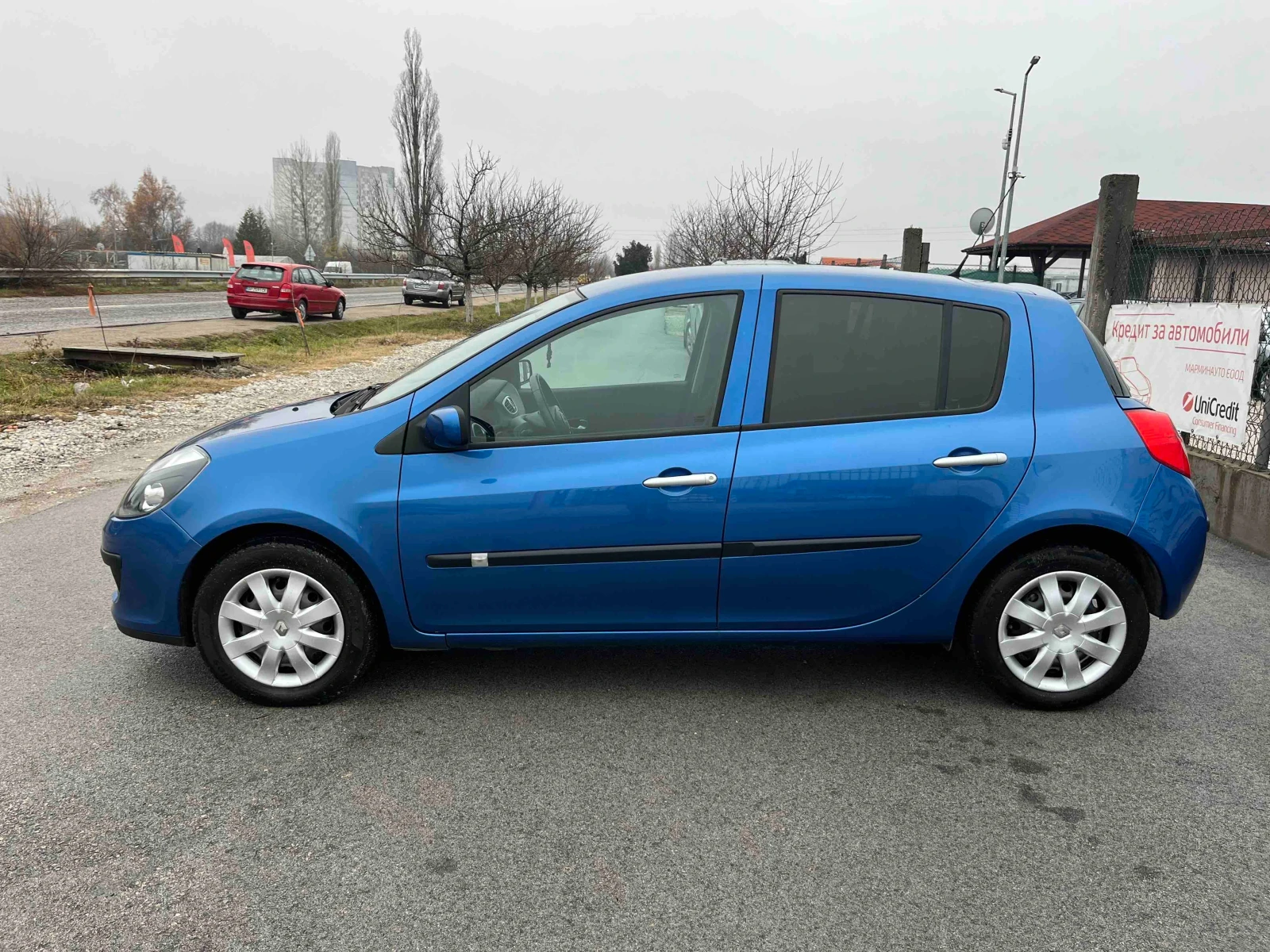 Renault Clio 1.6I 88кс 111 000км КЛИМАТИК КАТО НОВО - изображение 6