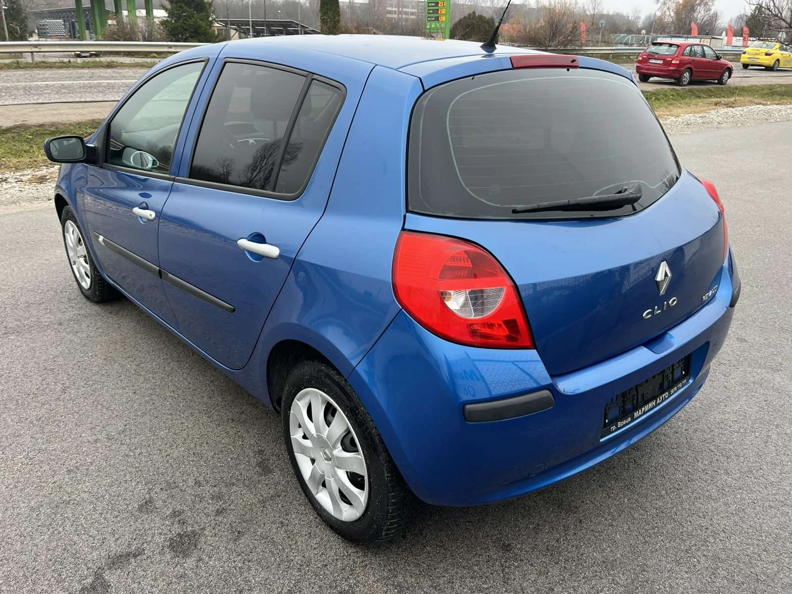 Renault Clio 1.6I 88кс 111 000км КЛИМАТИК КАТО НОВО - изображение 5