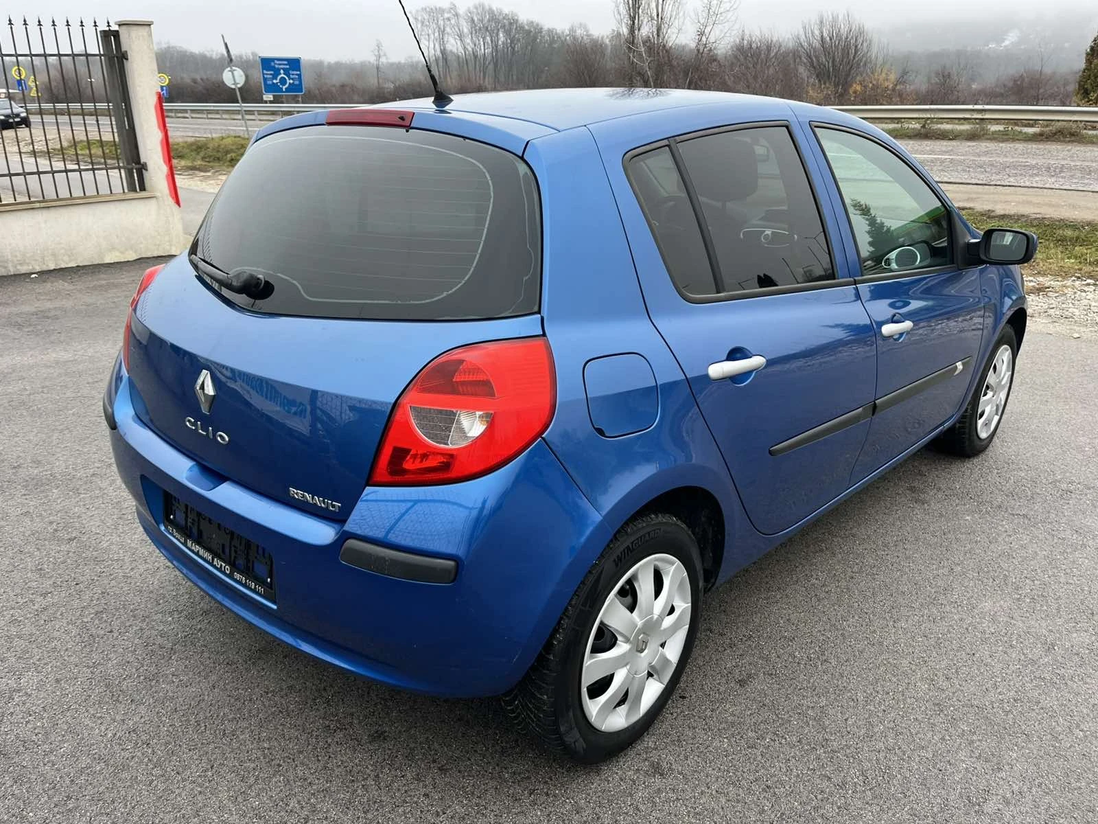 Renault Clio 1.6I 88кс 111 000км КЛИМАТИК КАТО НОВО - изображение 4