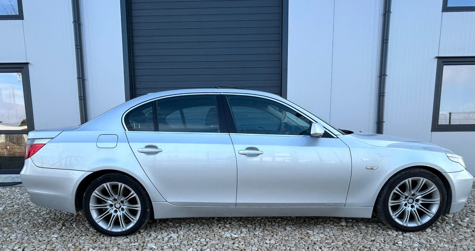 BMW 525 525D Automatic 2006  - изображение 4