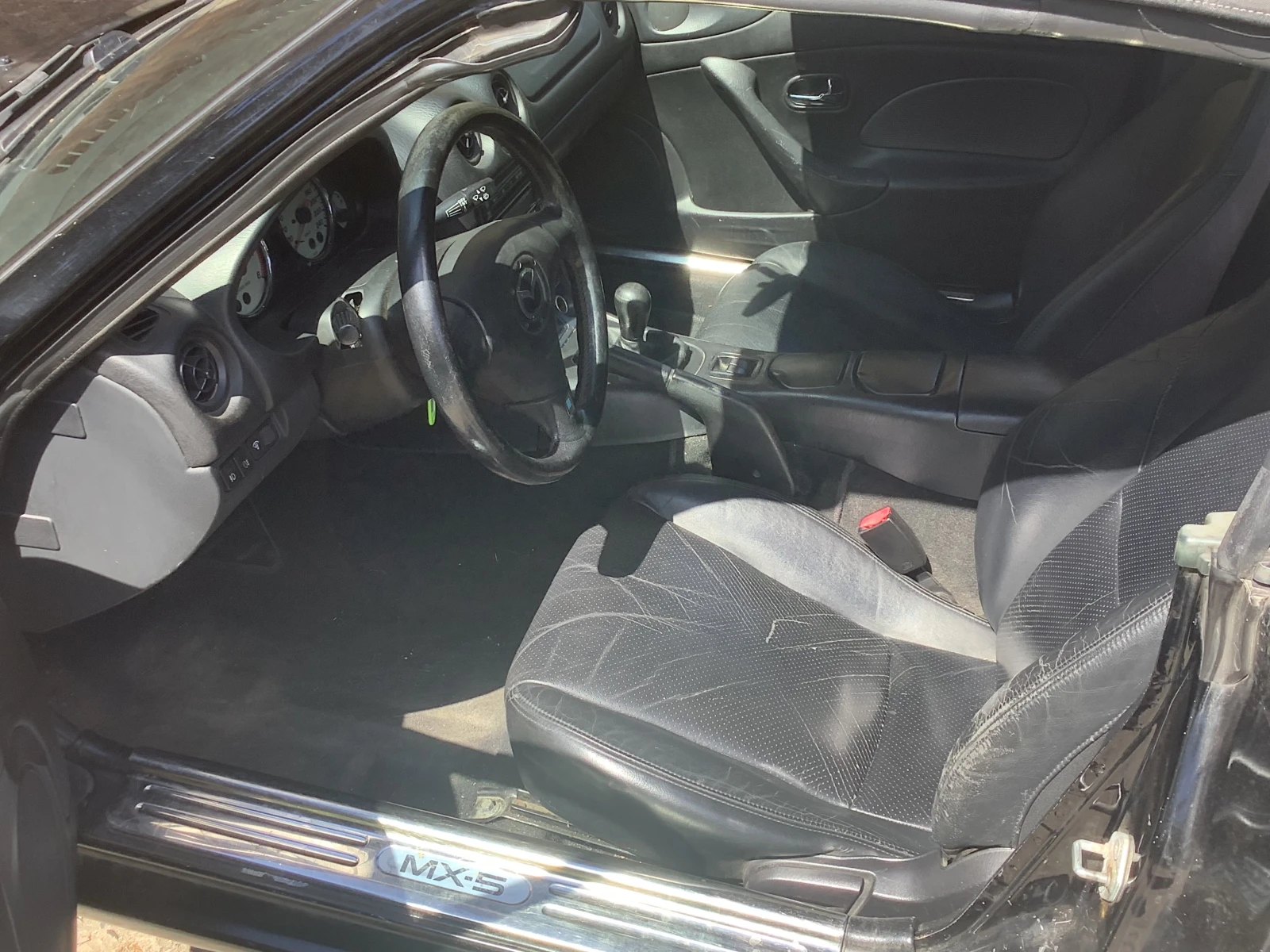 Mazda Mx-5 1.8 - изображение 7