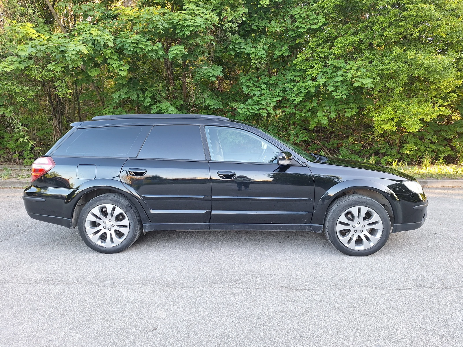 Subaru Outback H6 3.0 245к.с. От Швейцария - изображение 4