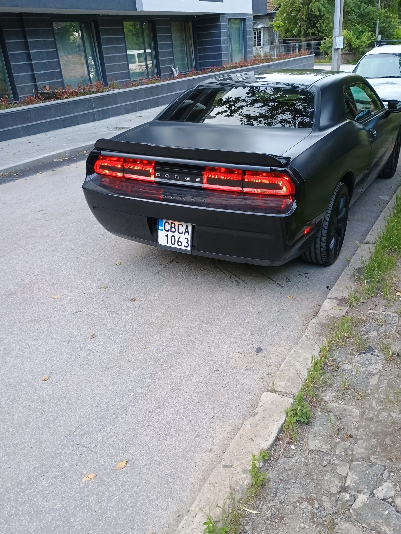 Dodge Challenger V6 - изображение 3