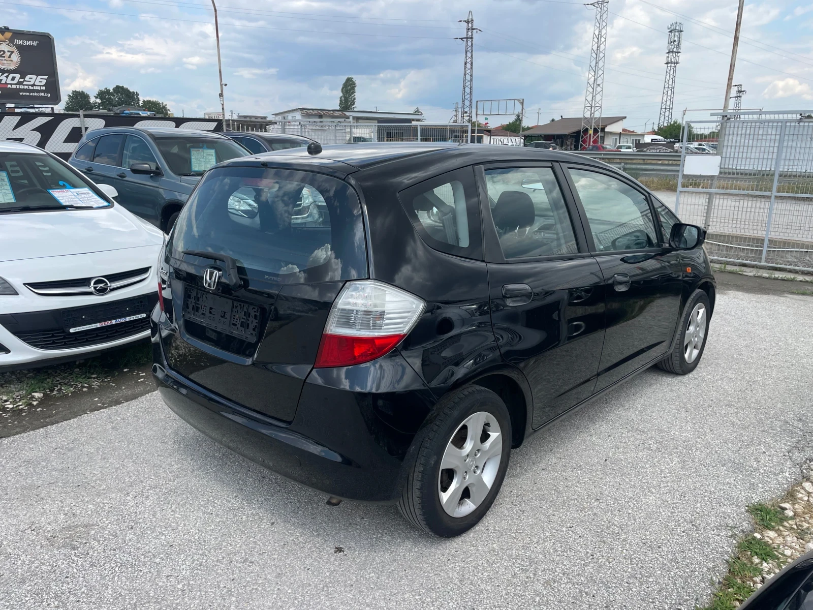 Honda Jazz 1.2i 90hp - изображение 4