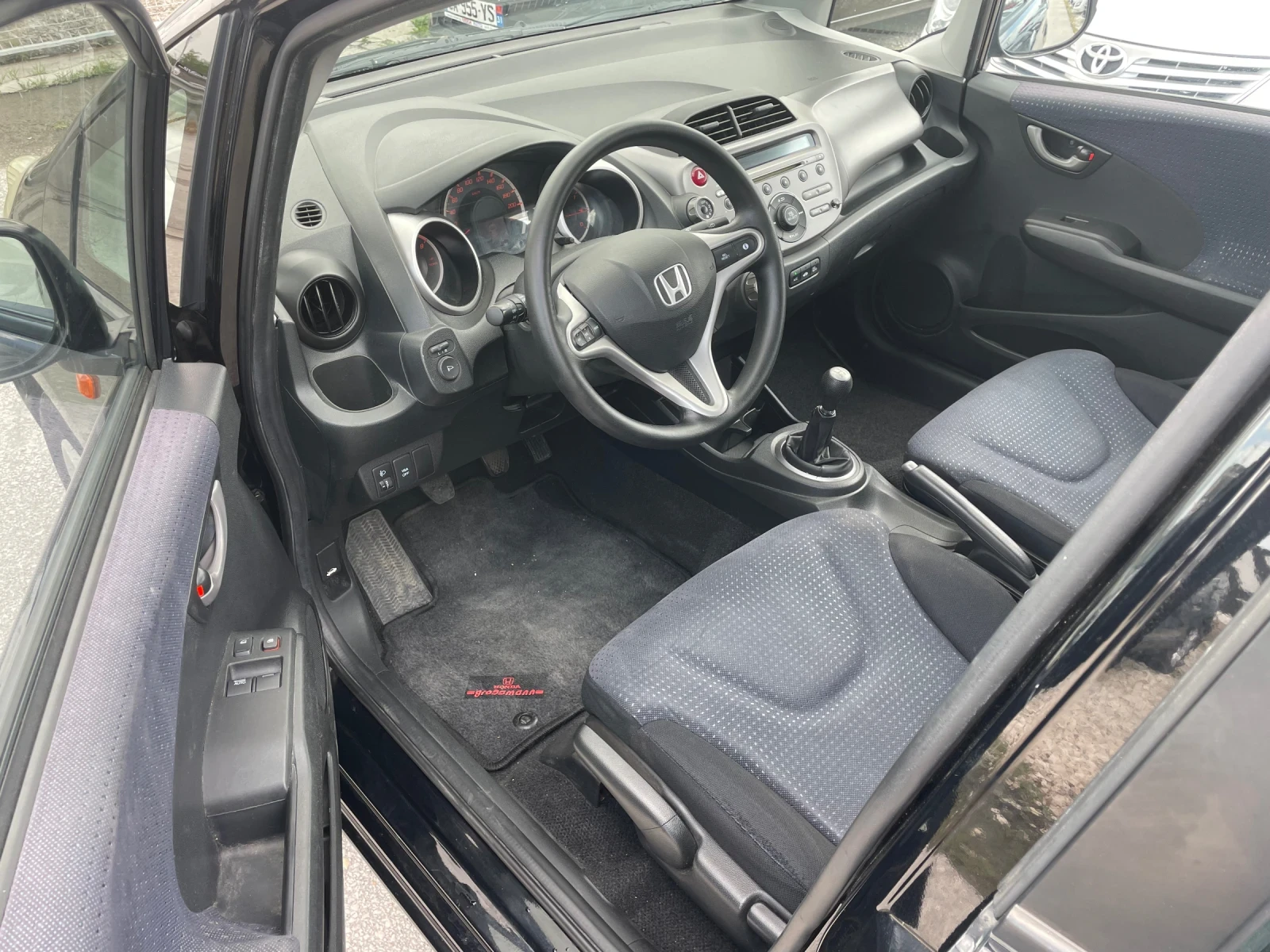 Honda Jazz 1.2i 90hp - изображение 6
