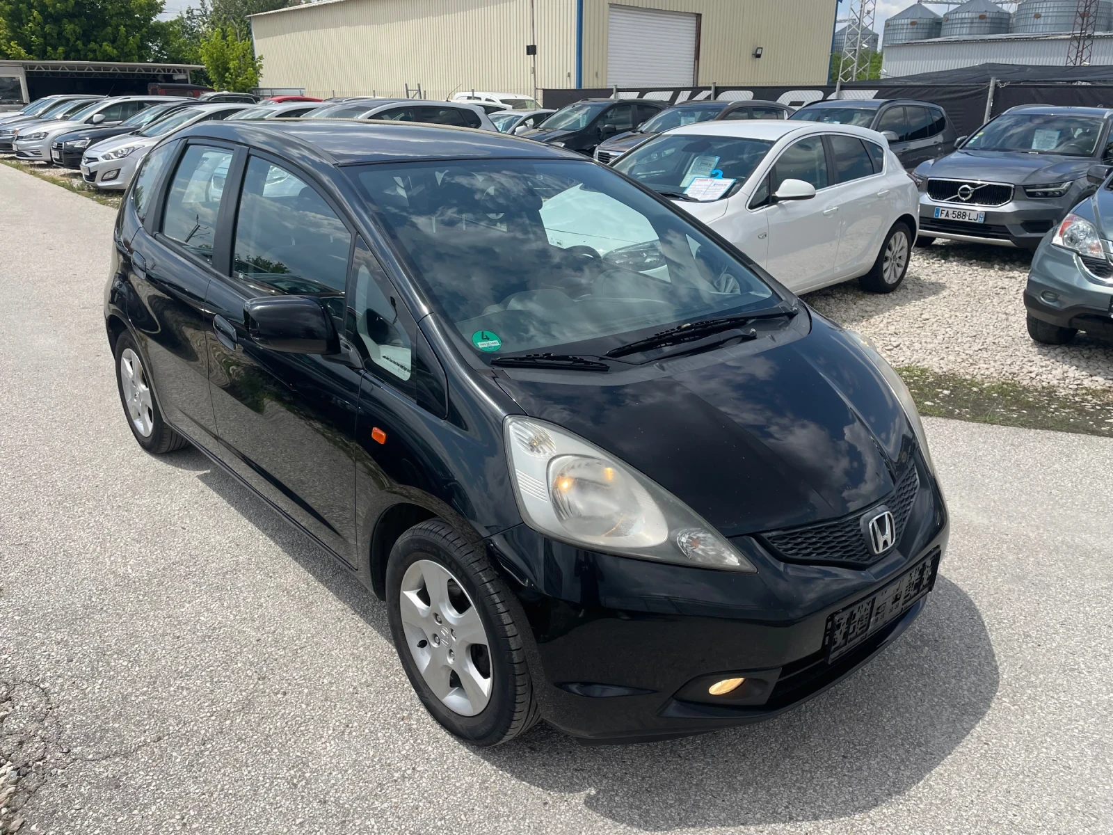 Honda Jazz 1.2i 90hp - изображение 3