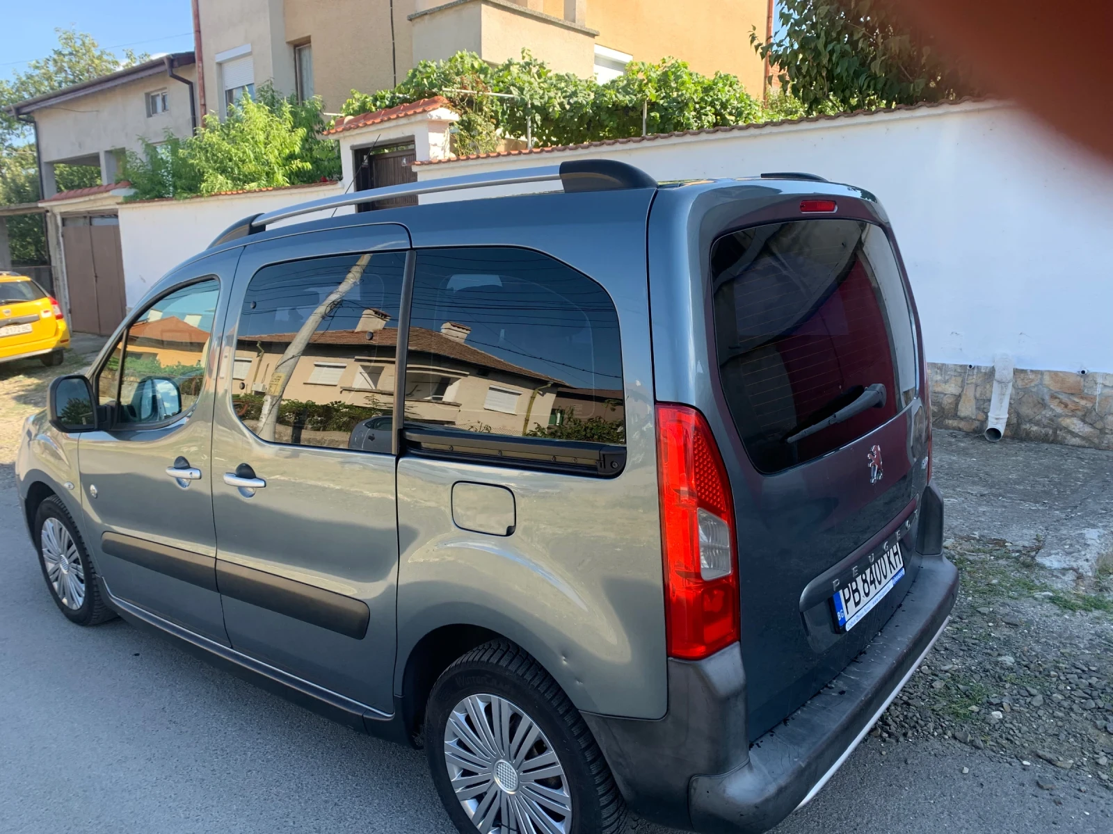 Peugeot Partner Tepee 1.6 HDI-OUTDOOR-7места-климатроник-автопилот - изображение 3