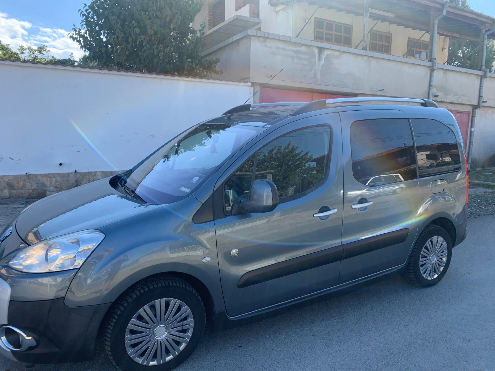 Peugeot Partner Tepee 1.6 HDI-OUTDOOR-7места-климатроник-автопилот - изображение 5