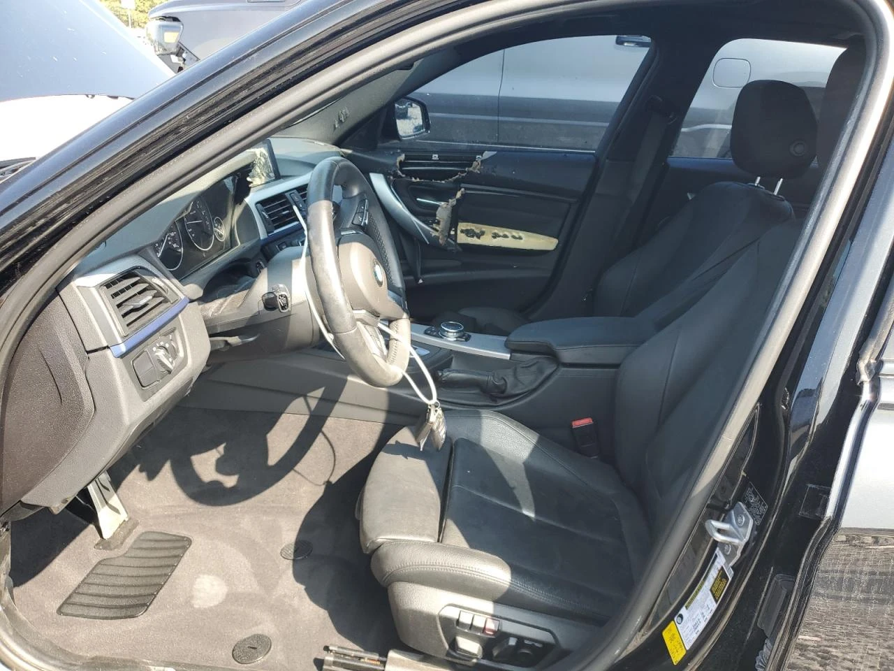 BMW 335 M PACK* HEAD UP* KEYLESS* КАМЕРА* 31 000KM!!! - изображение 7