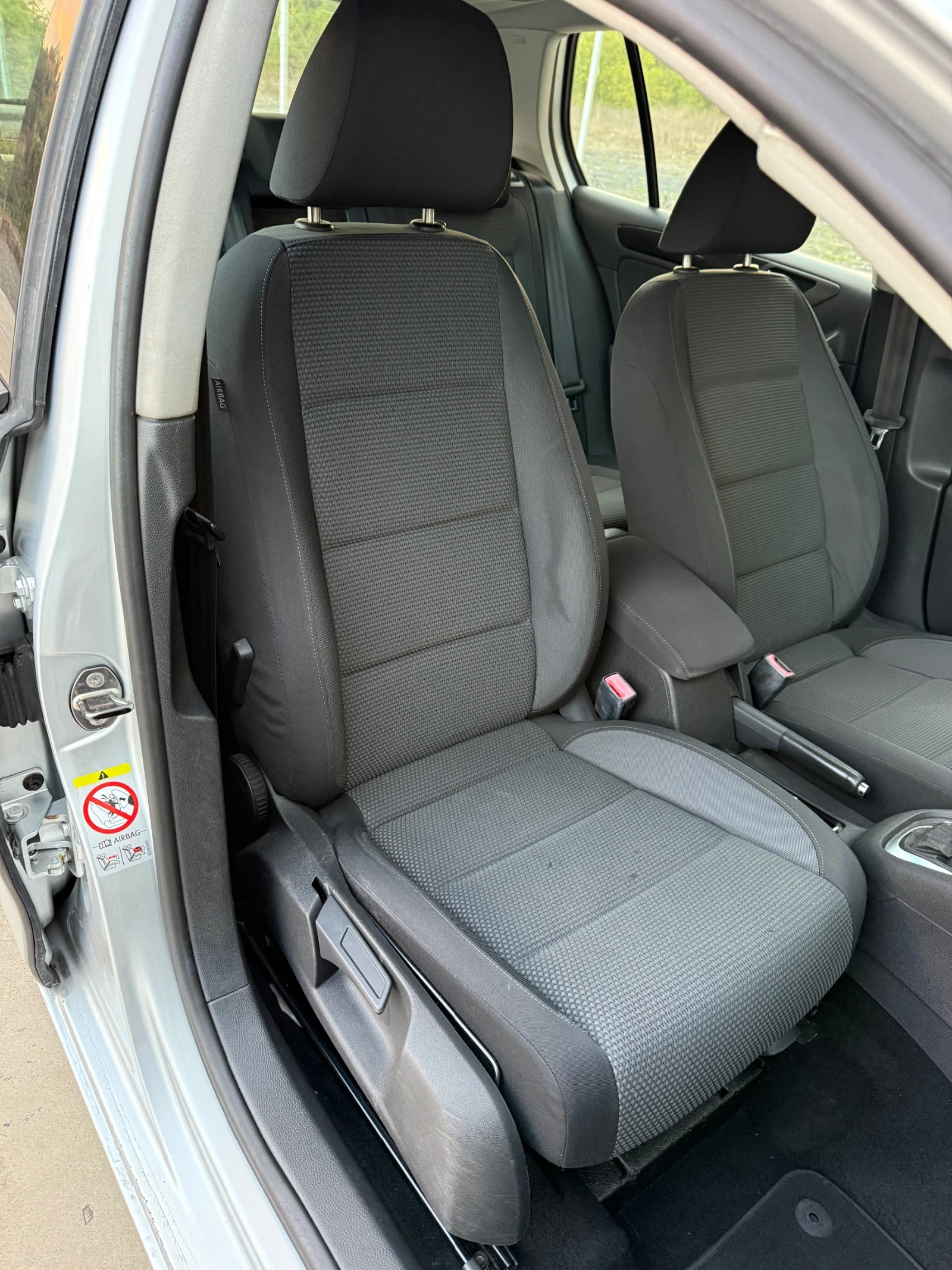 VW Golf Навигация/Автоматик/Подгрев/Парктроник - изображение 9